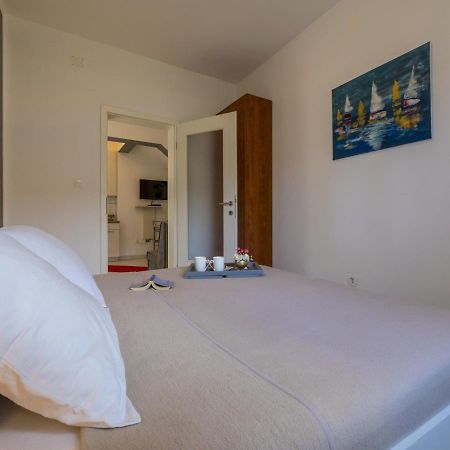 Apartments Rabbit Crikvenica Exterior foto
